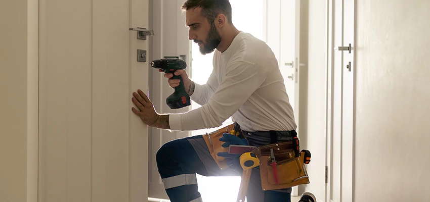 Mailbox Lock Installation Expert in Tara Hills, California