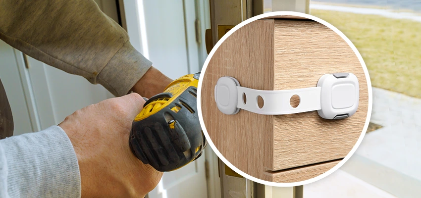 Childproof Sliding Door Locks in Tara Hills, CA