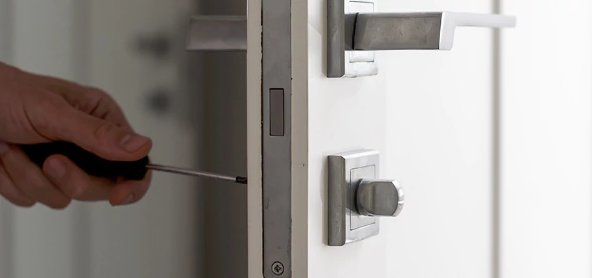 Key Programming Locksmith Open Now in Tara Hills, California